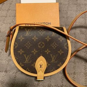 SOLD! 🎉LIke New! Louis Vuitton Tambourin🎉